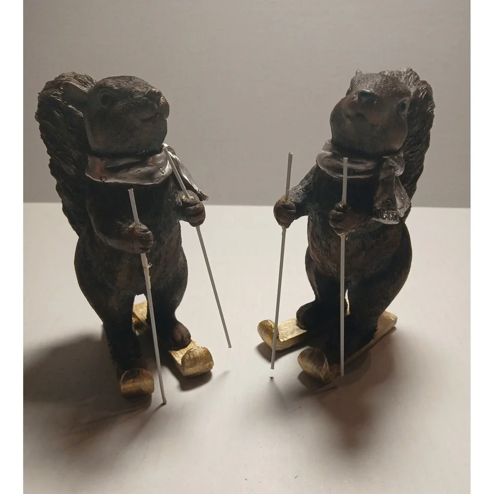 Set‎ Of Brown  Cute Winter Skiing Squirrels Christmas Holiday Decor
